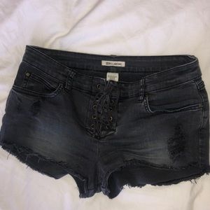 Billabong low rise black shorts